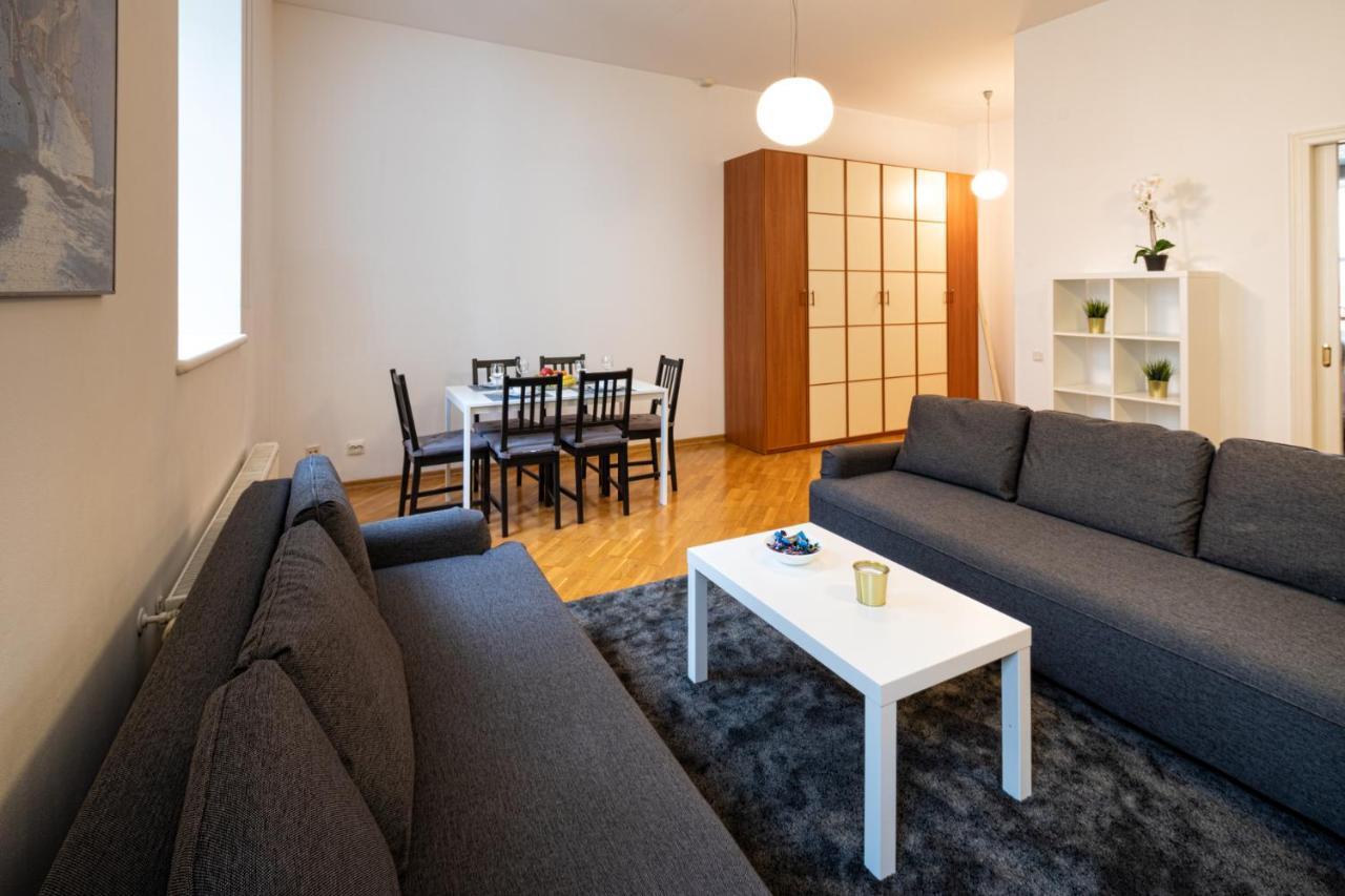 Old Riga Two Floor Palasta Loft Apartment With River View Esterno foto