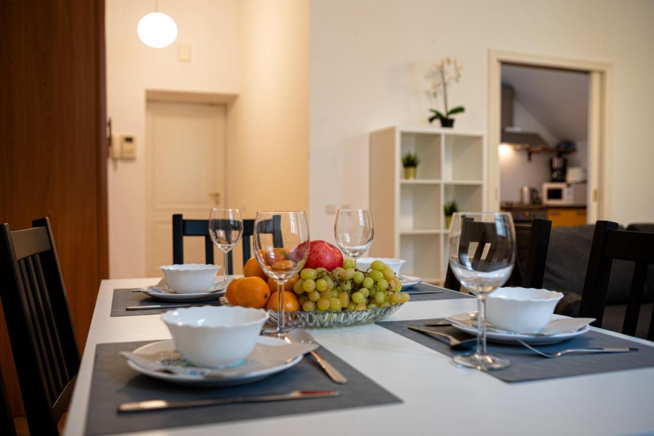 Old Riga Two Floor Palasta Loft Apartment With River View Esterno foto
